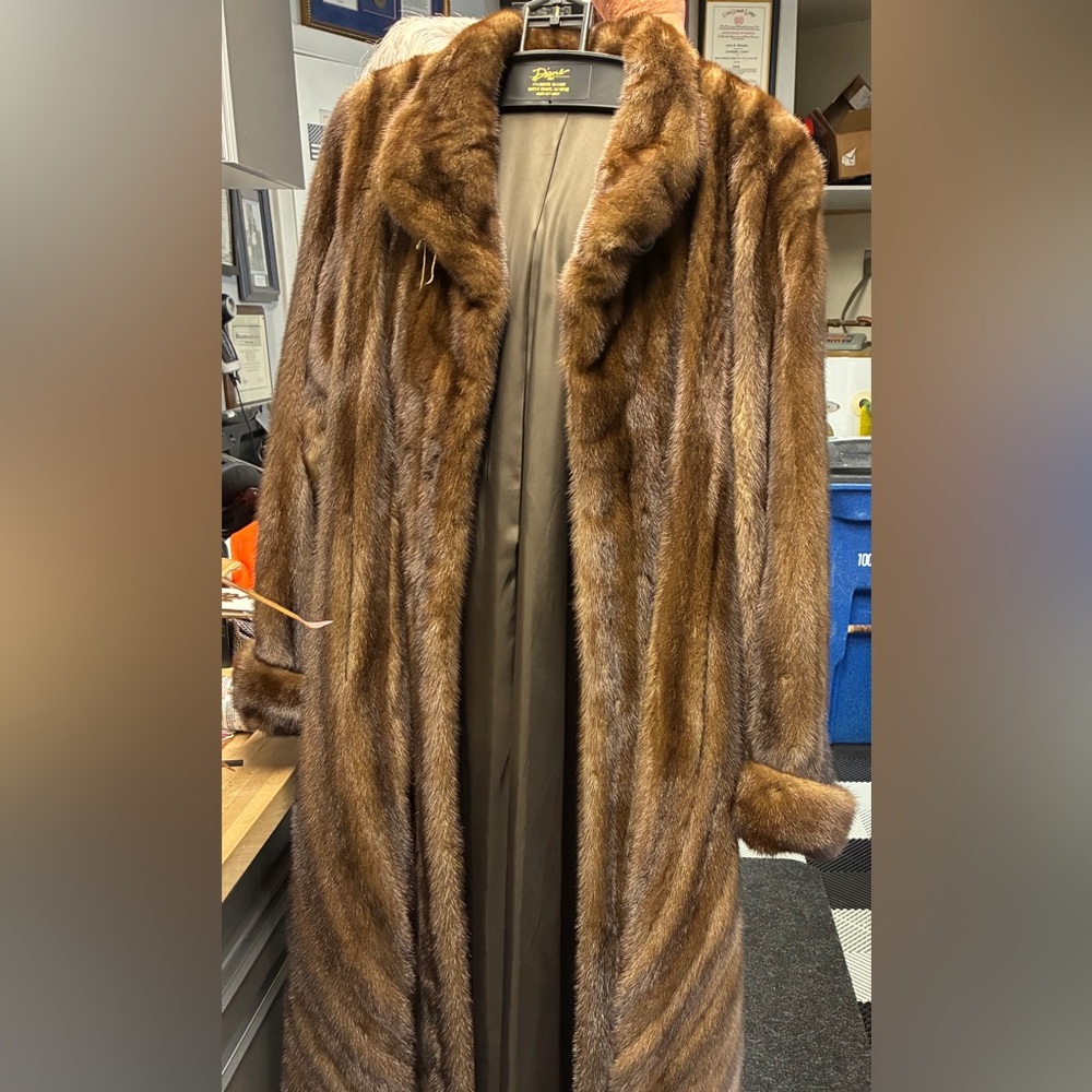 Guy Laroche Brown Mink Fur